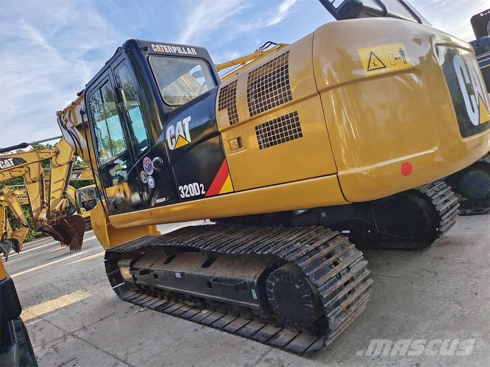 CAT 320 D Rupsgraafmachines