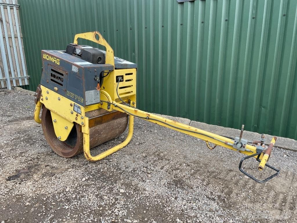 Bomag BW 71 E Trilrolwalsen