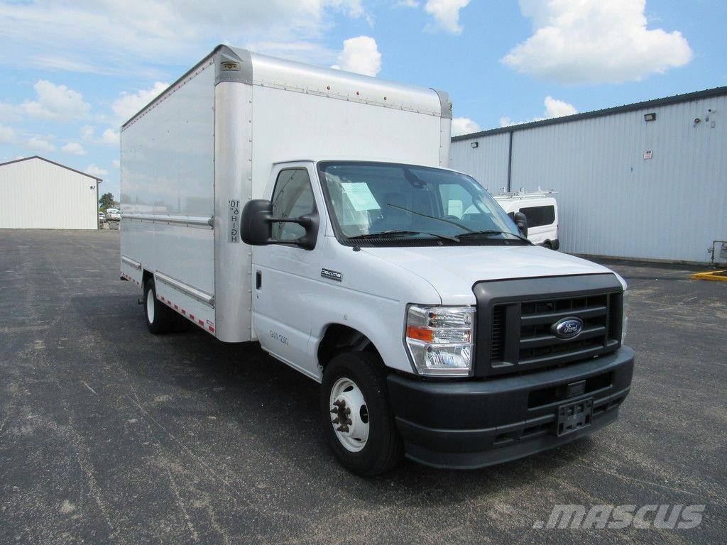 Ford E-350 Bakwagens met gesloten opbouw