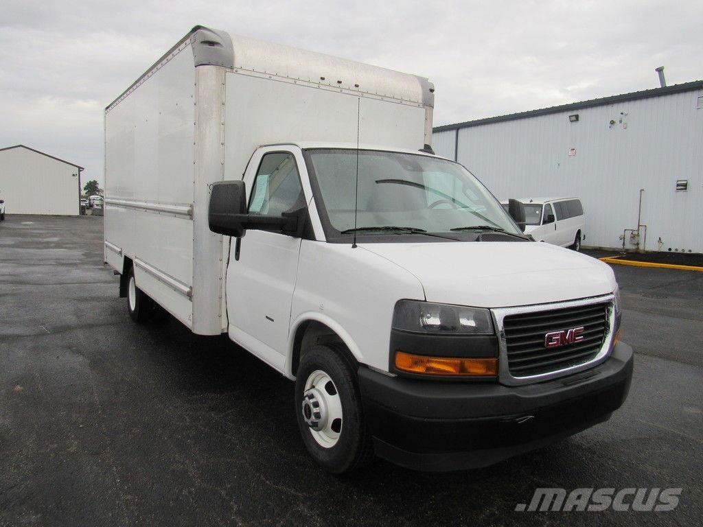 GMC Savana 3500 Bakwagens met gesloten opbouw