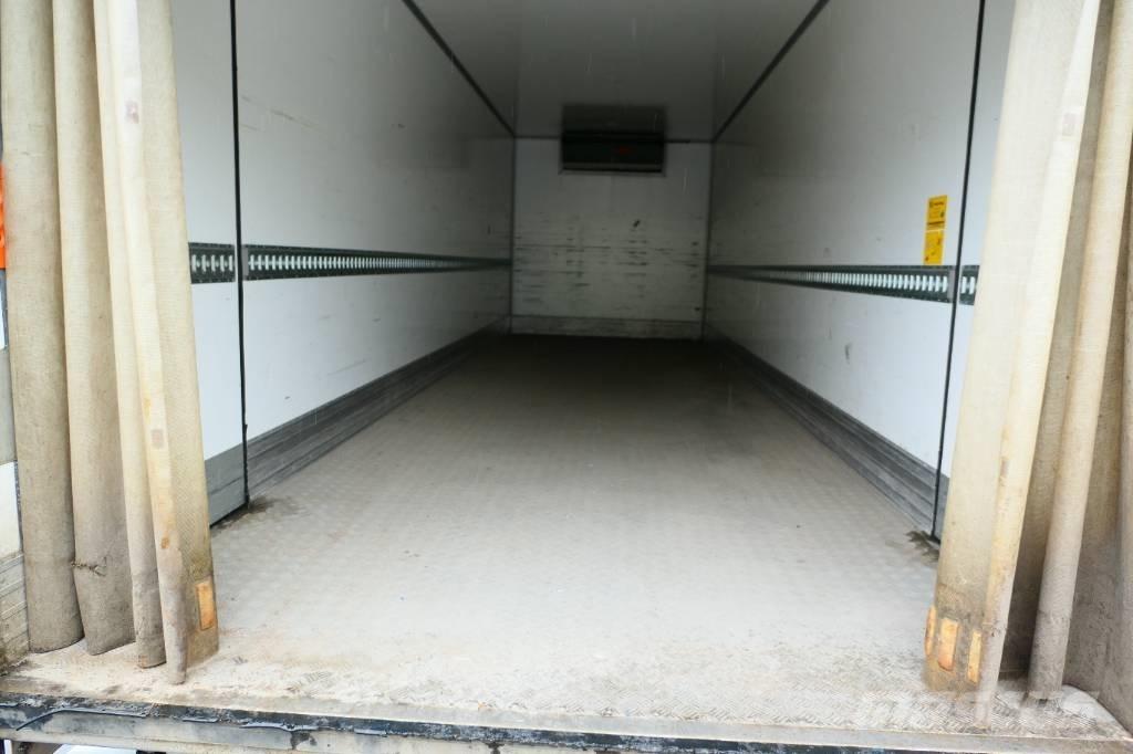 Volvo FM 330 6x2*4 Koelwagens