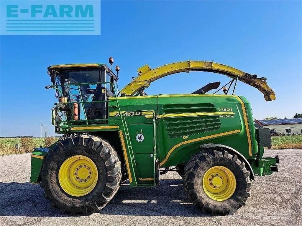 John Deere 7750 Zelfrijdende veldhakselaars