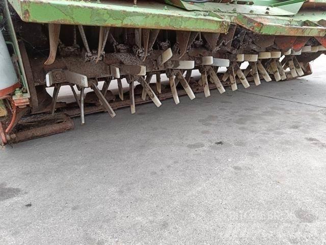 Kuhn CF280 Maaiers