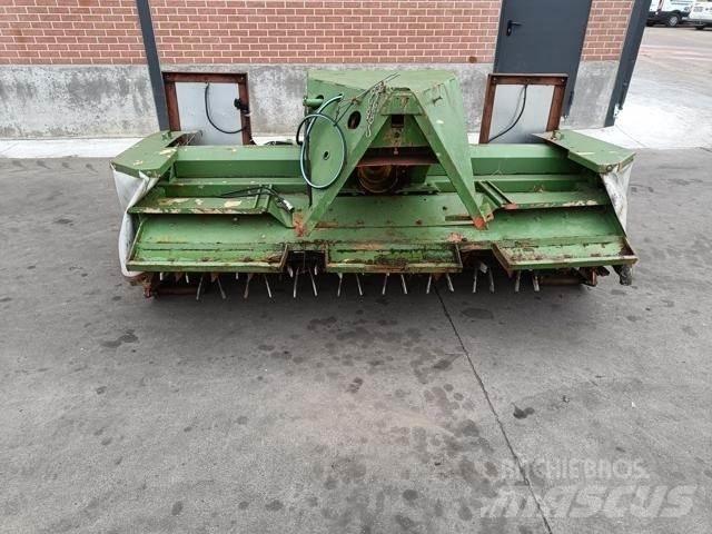 Kuhn CF280 Maaiers