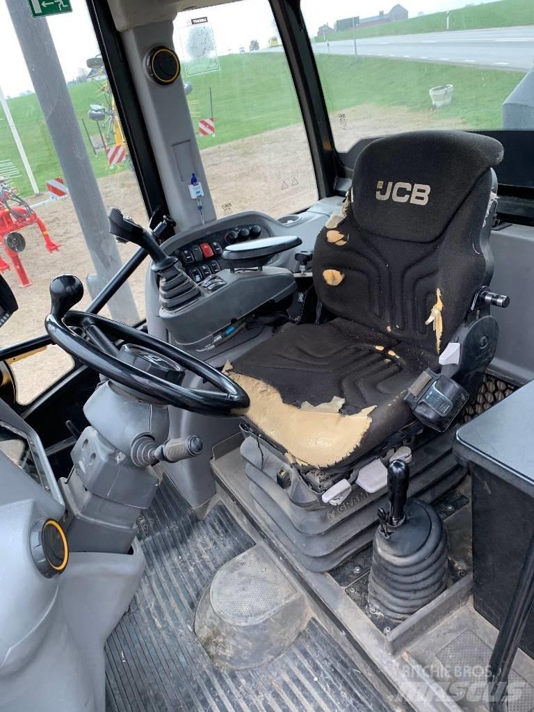 JCB TM 320 S Verreikers voor landbouw