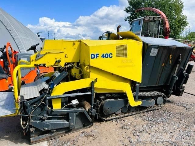 Demag DF 40 C Asfaltafwerkmachines