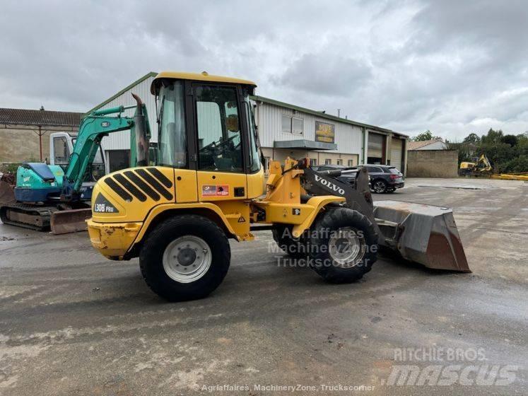 Volvo L 30 B Wielladers