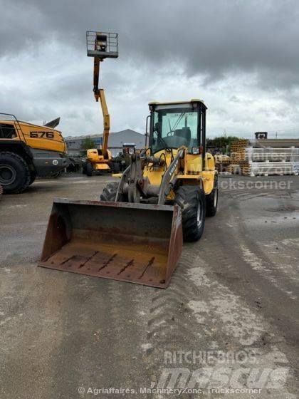 Volvo L 30 B Wielladers