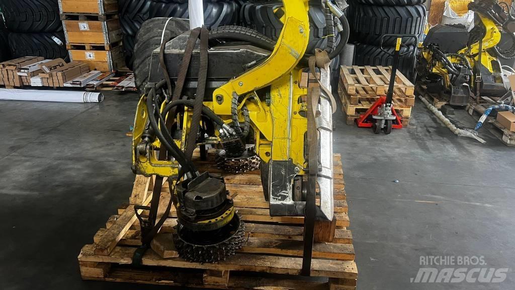John Deere 480 C Boomvelkoppen
