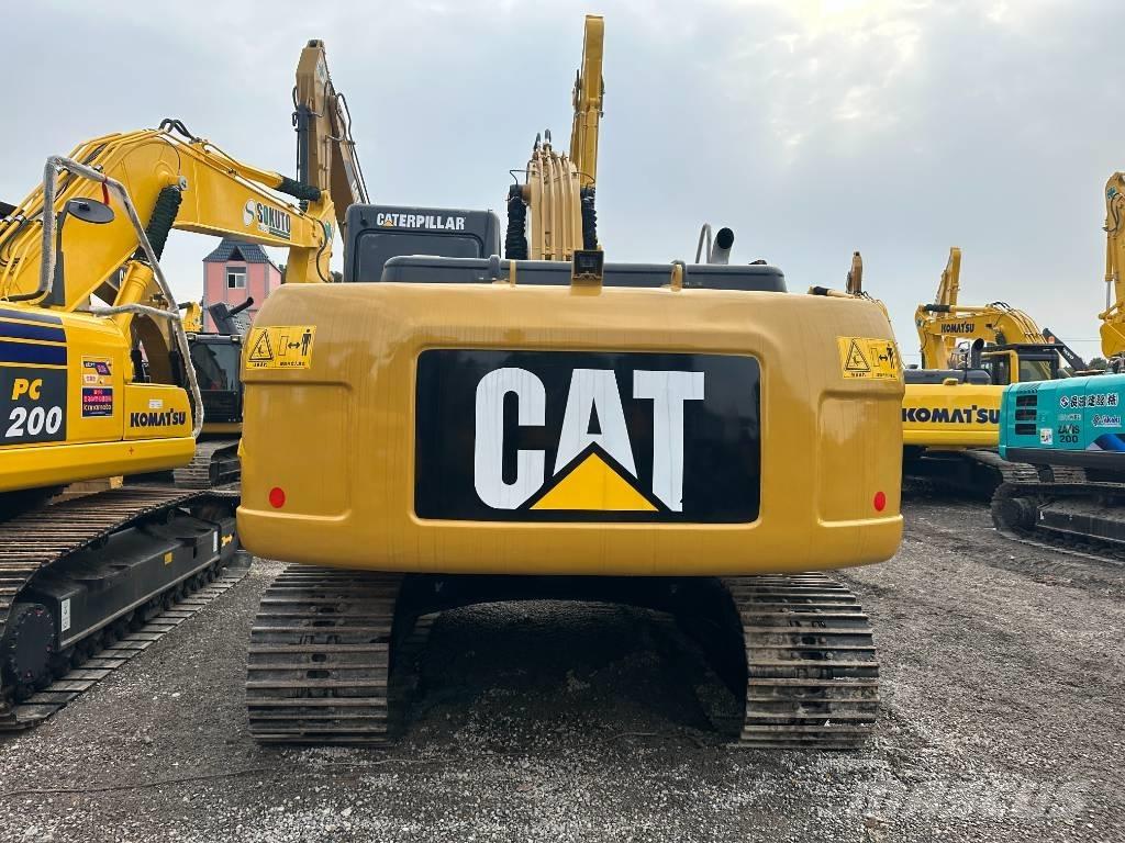CAT 320 D2 Rupsgraafmachines