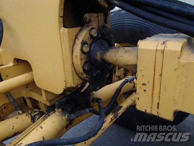 Volvo G 740 B Graders