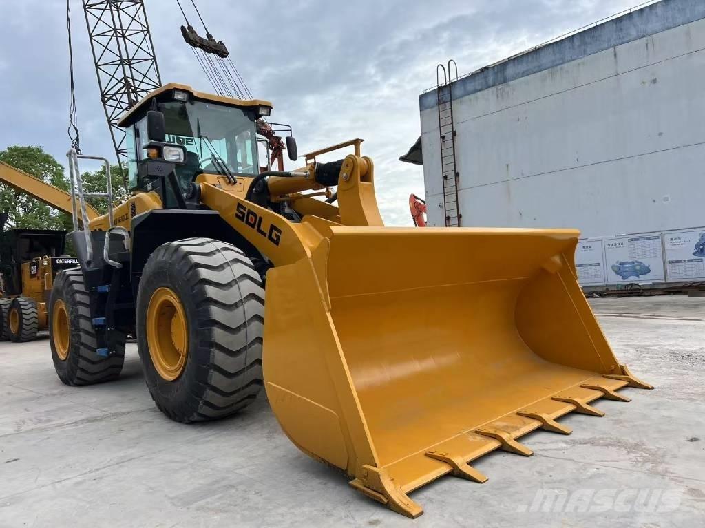 CAT LG956L Wielladers