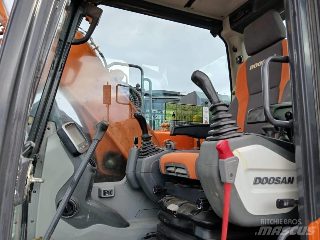 Develon DX 140 LCR-5 Rupsgraafmachines