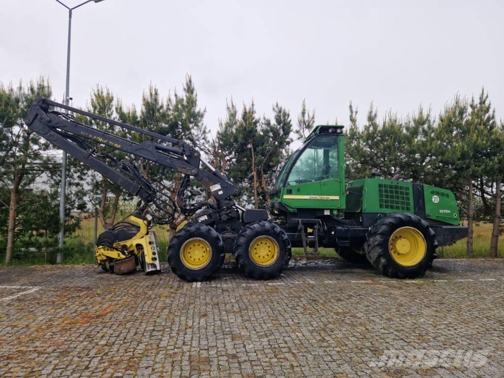 John Deere 1270 D Harvesters