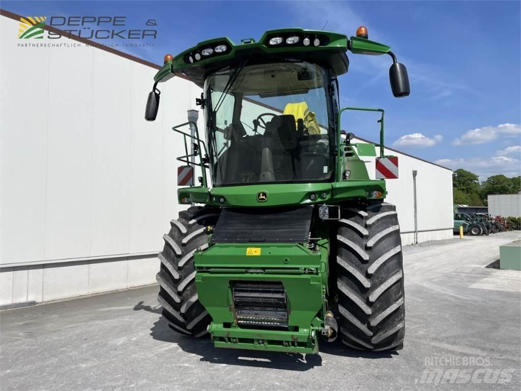 John Deere 8500i Getrokken veldhakselaar