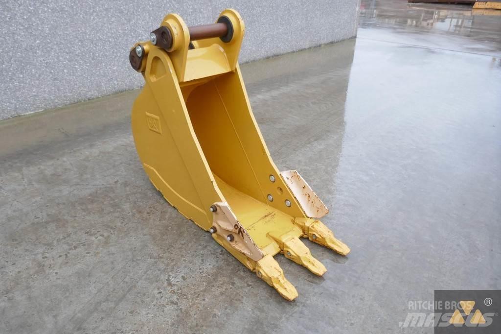 CAT 320 Bucket Bakken