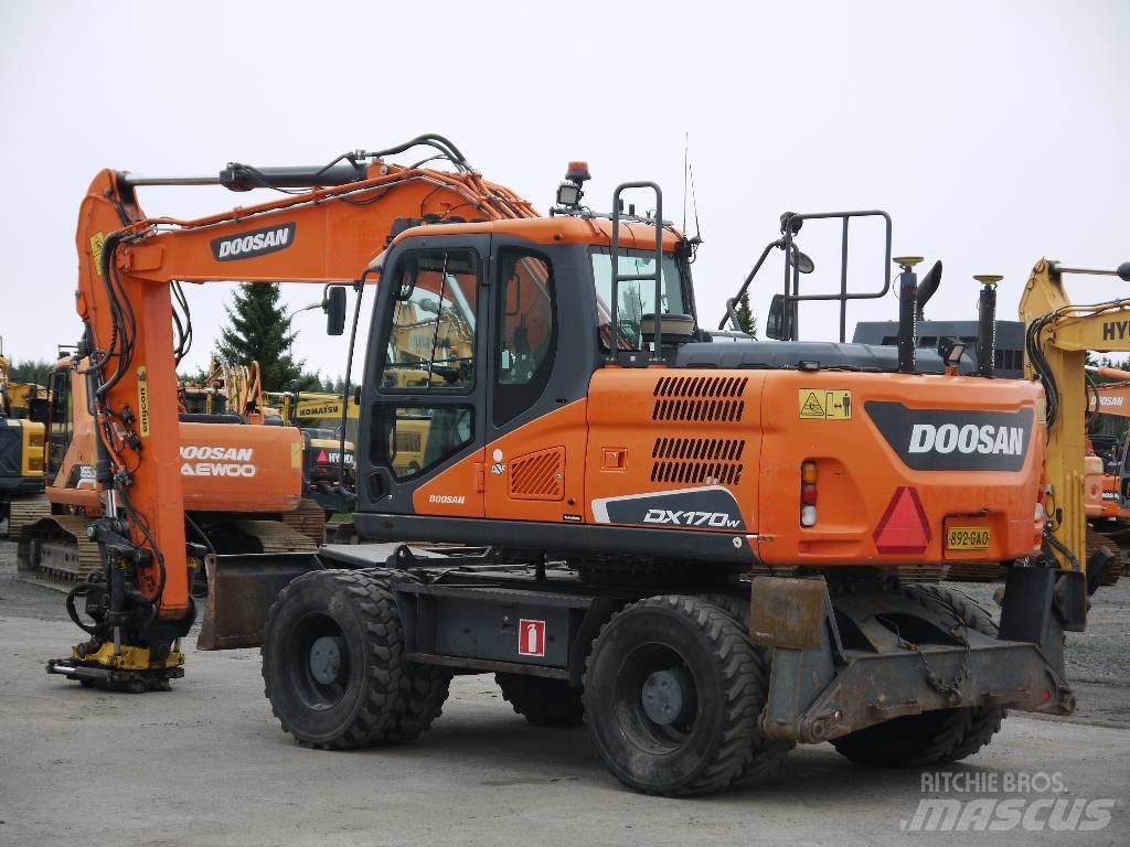 Doosan DX 170 W-5 Wielgraafmachines