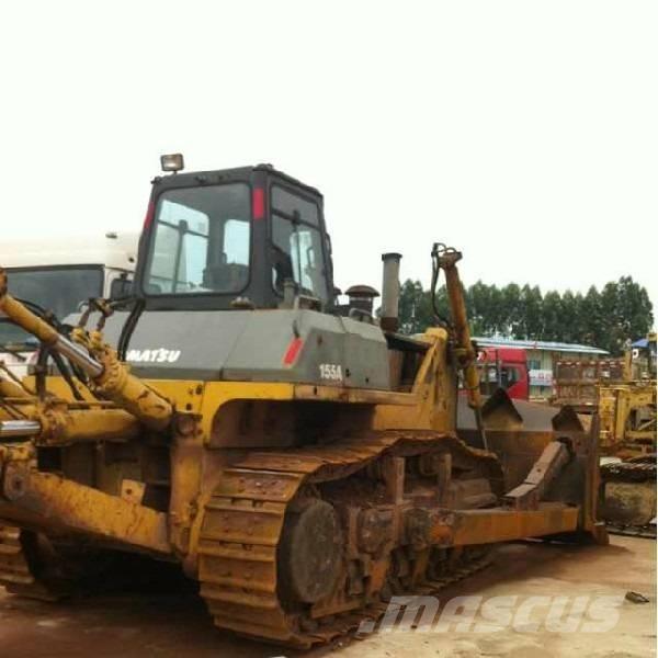 Komatsu d155a-3 Rupsdozers