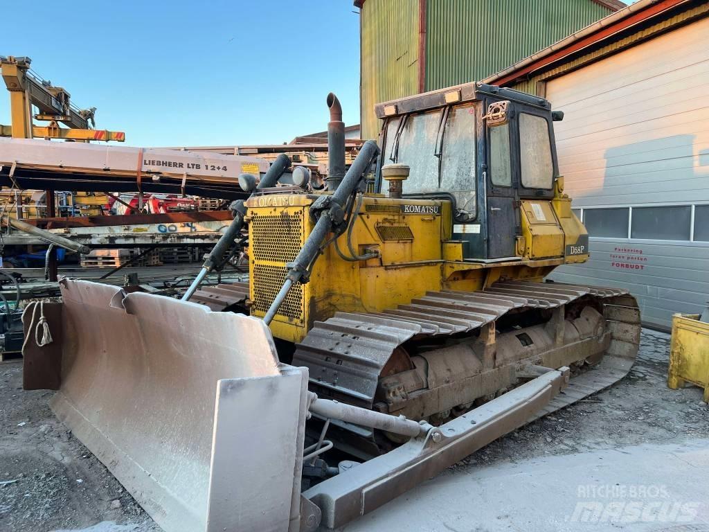 Komatsu D 65 P Rupsdozers