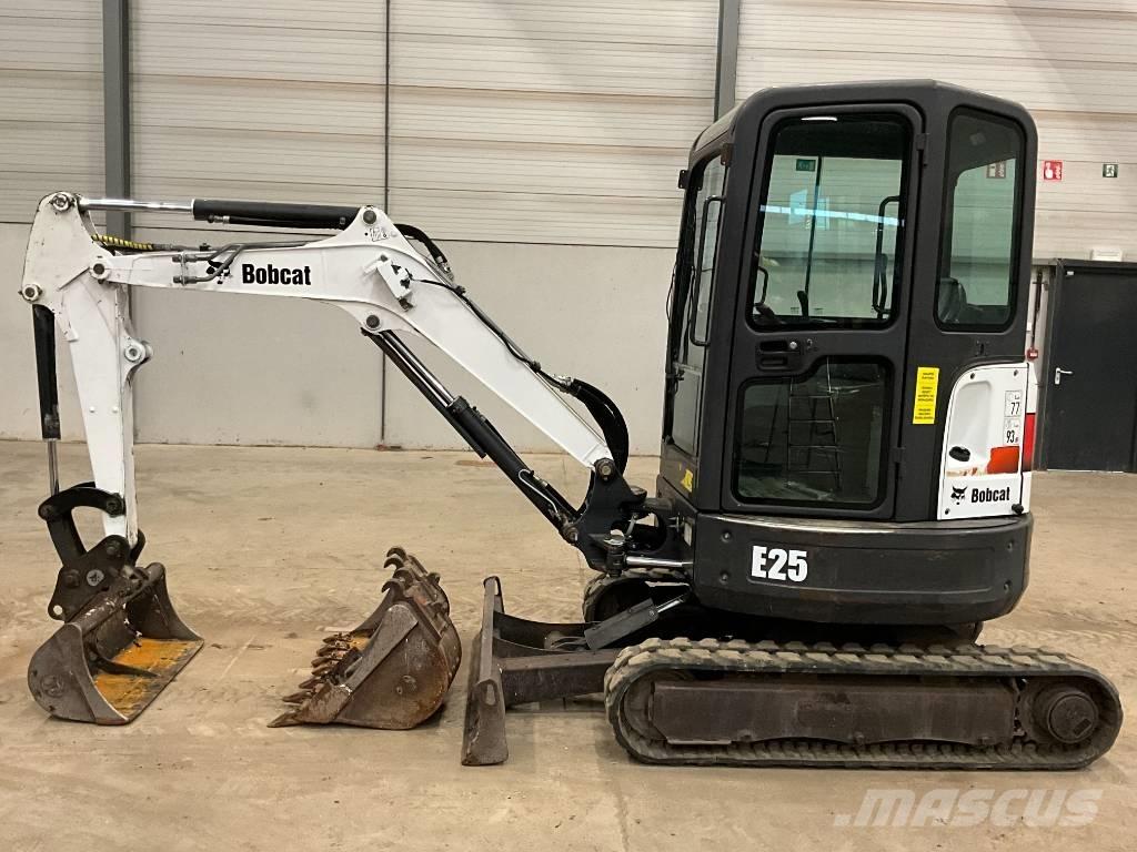 Bobcat E 25 Minigraafmachines < 7t