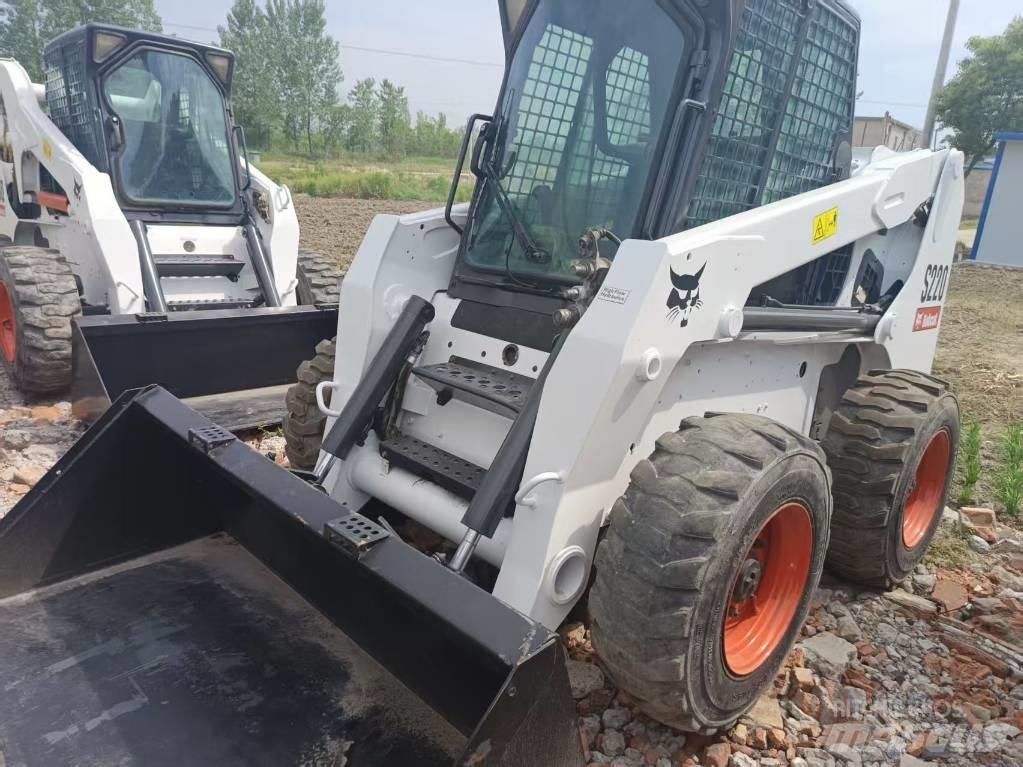 Bobcat S 220 Schrankladers