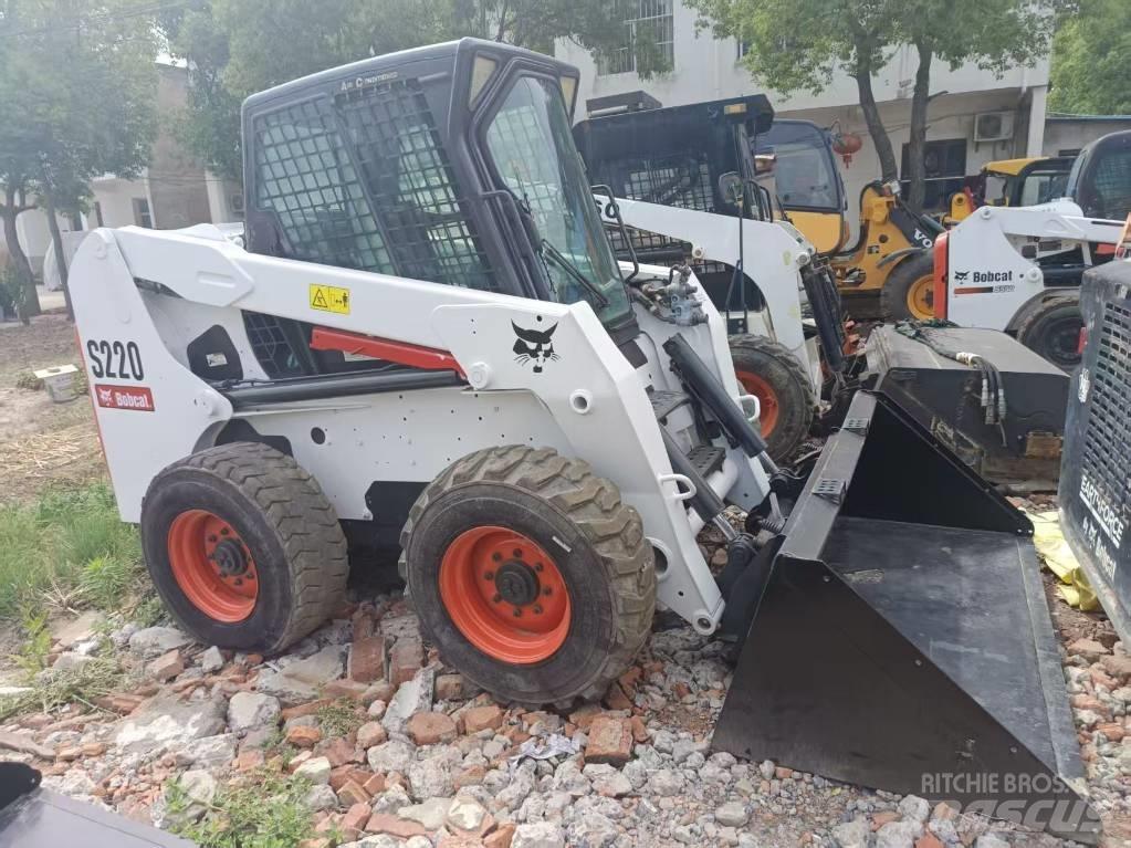 Bobcat S 220 Schrankladers