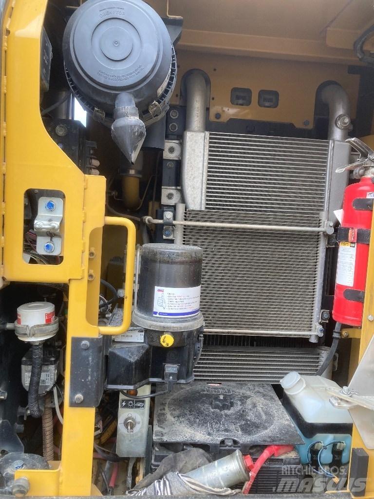 CAT 313 F L Rupsgraafmachines