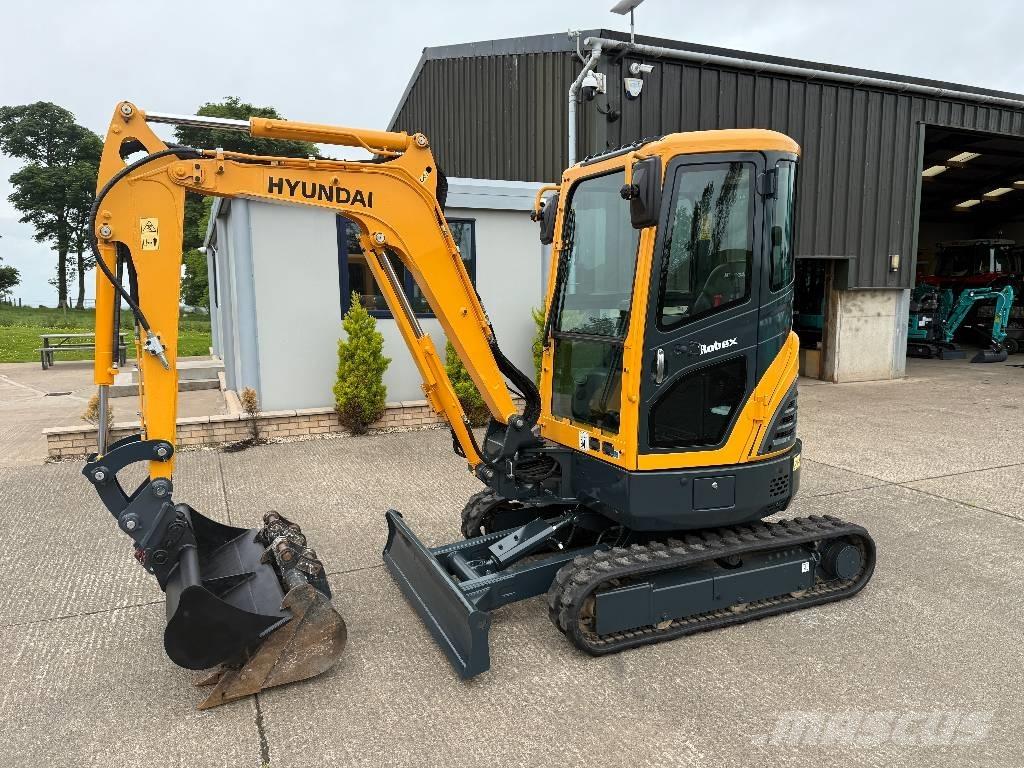 Hyundai R25Z-9 AK Minigraafmachines < 7t