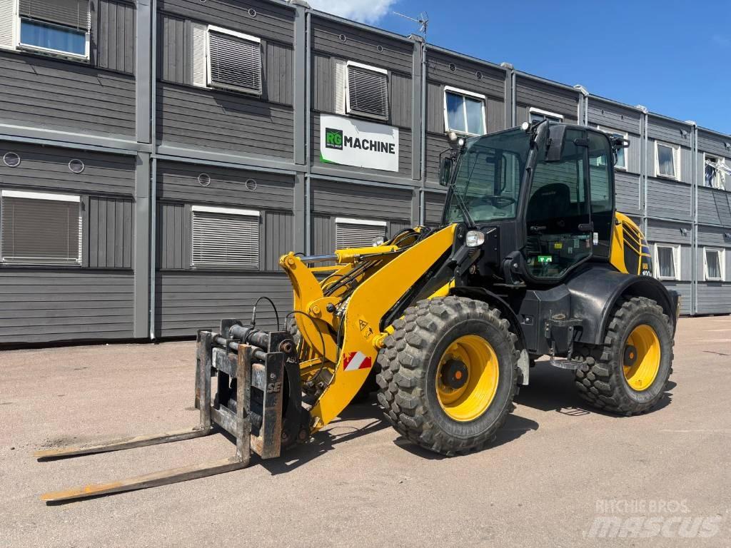 Komatsu WA 100 M-8E0 Wielladers