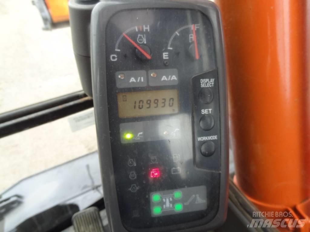 Hitachi EX 160 WD Wielgraafmachines