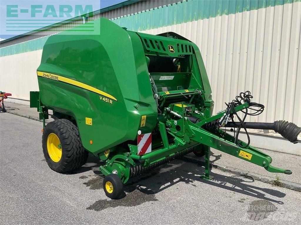 John Deere V451R Vierkante balenpers