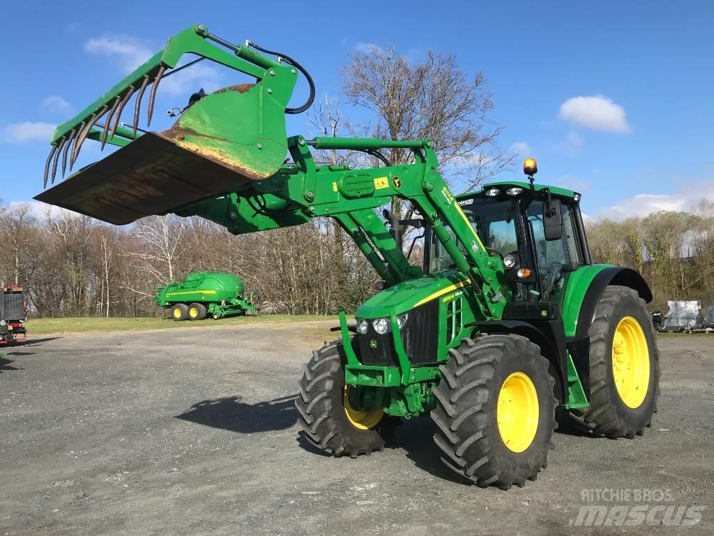 John Deere 6100 M Tractoren