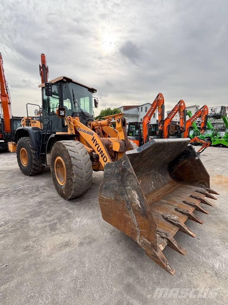 Hyundai HL 757-9 A Wielladers