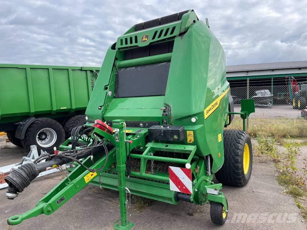 John Deere V 461 M Ronde-balenpersen