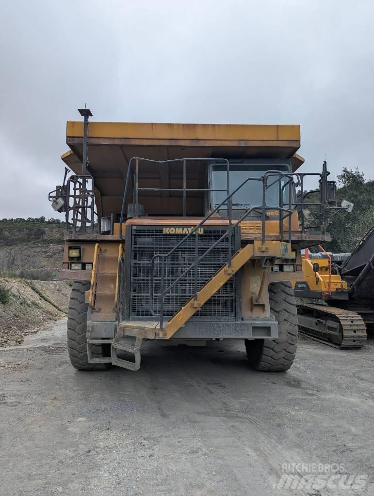 Komatsu HD 605-7 Starre dumpers