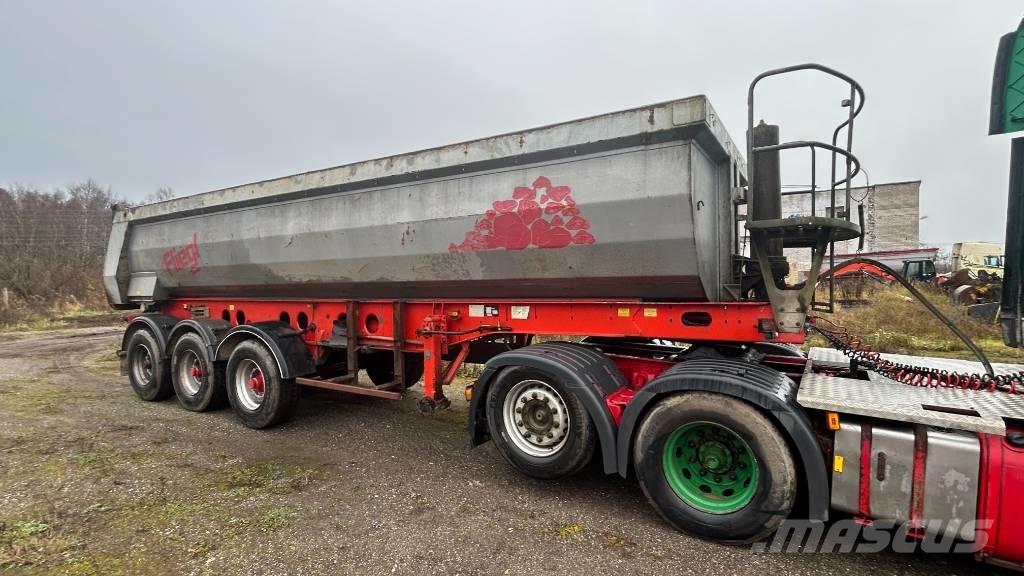 Scania R 500 Trekkers