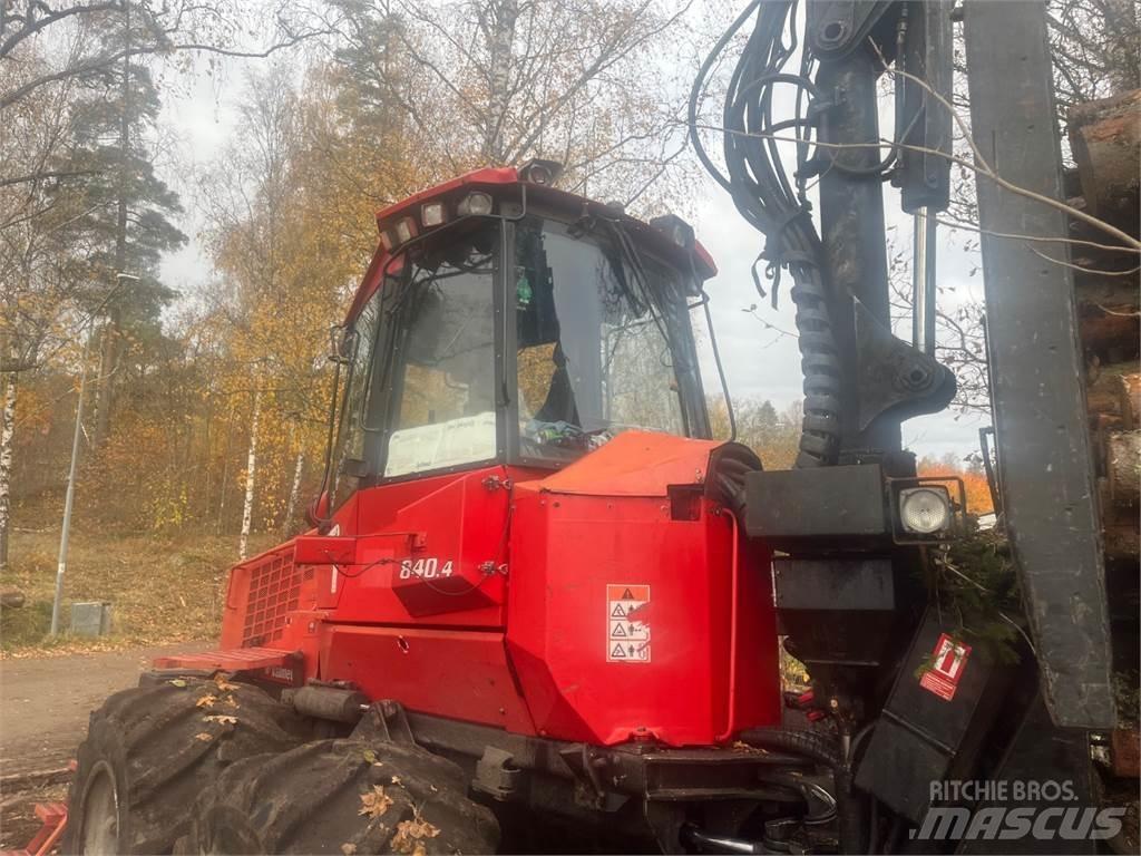Valmet 840.4 Uitrijwagens