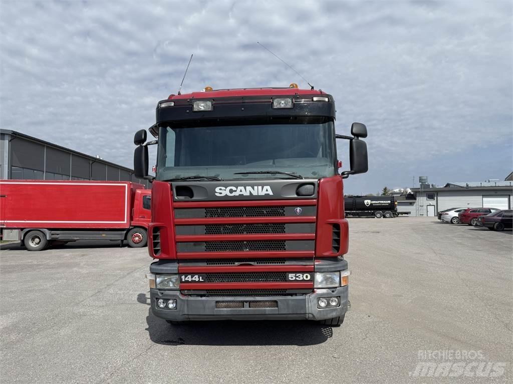 Scania R144 6X2 Vrachtwagen met containersysteem