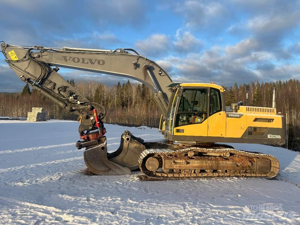 Volvo EC 250 D L Rupsgraafmachines