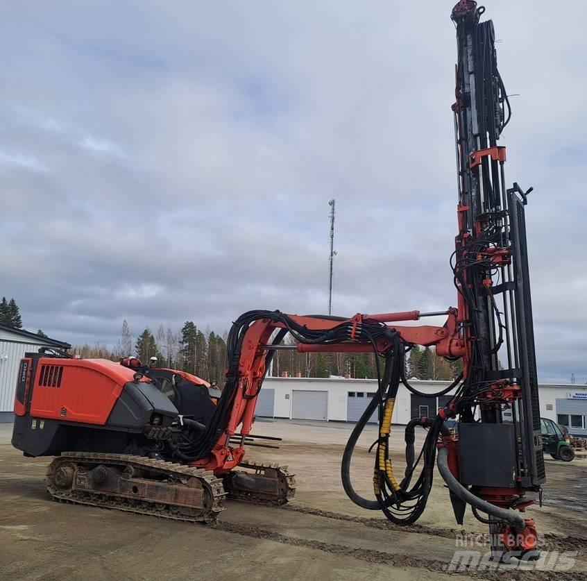 Sandvik DC 410 Ri Surface drill rigs