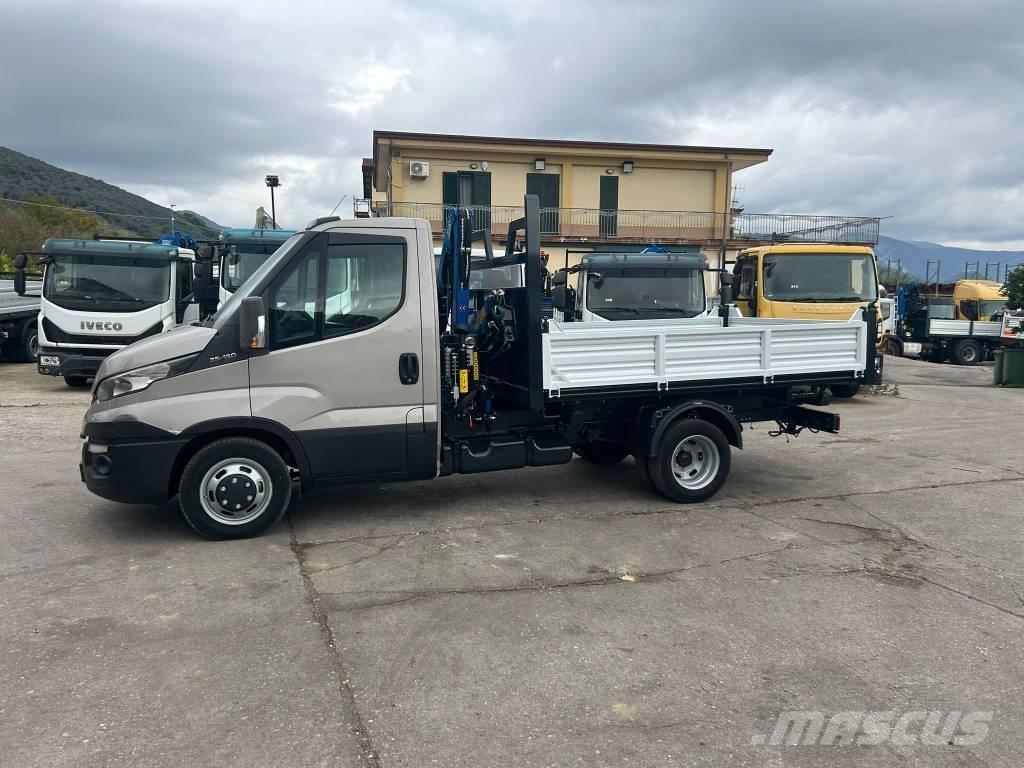 Iveco Daily 35-130 Vlakke laadvloer met kraan