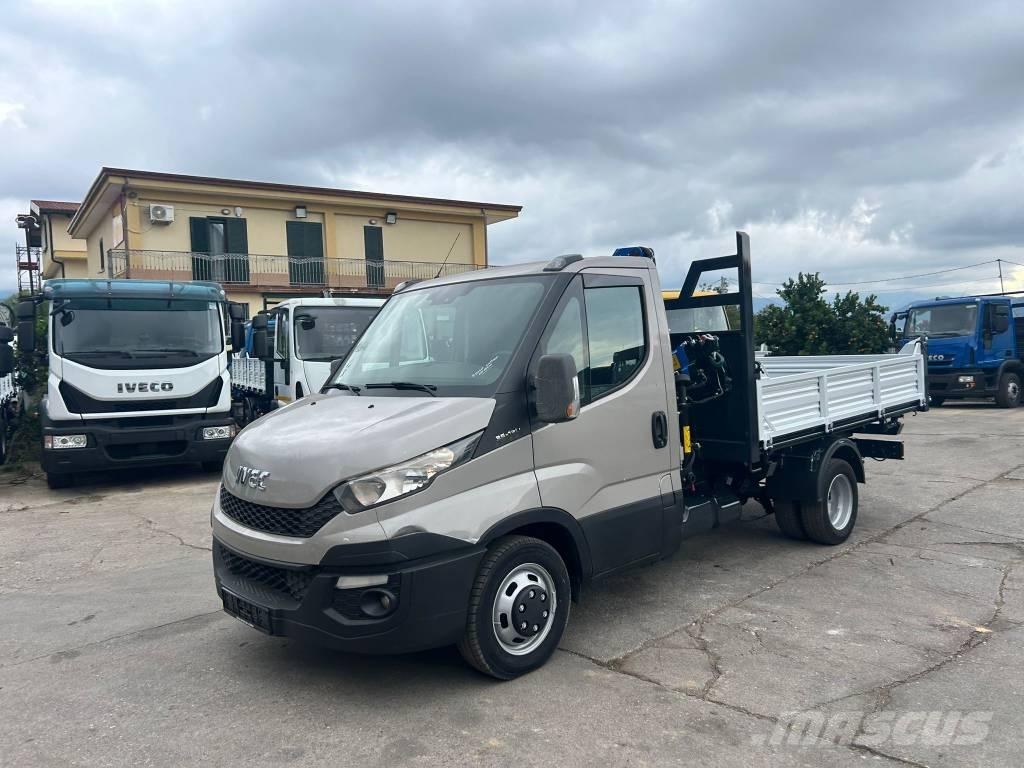 Iveco Daily 35-130 Vlakke laadvloer met kraan