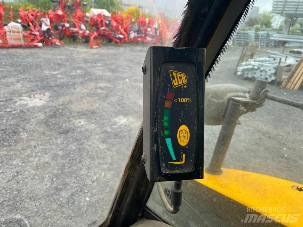 JCB 516 40 COMPACT Verreikers voor landbouw