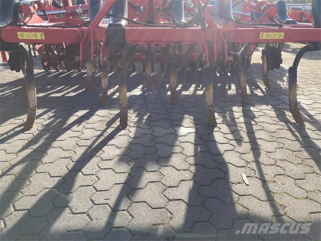 Horsch Terrano 4FX Cultivatoren