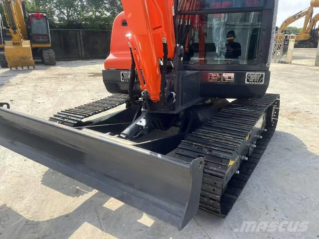 Doosan DX 60-9 C Midigraafmachines 7t - 12t