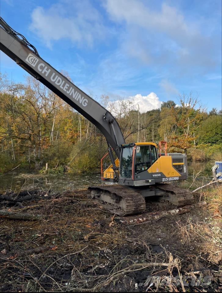 Volvo 250E LR Rupsgraafmachines