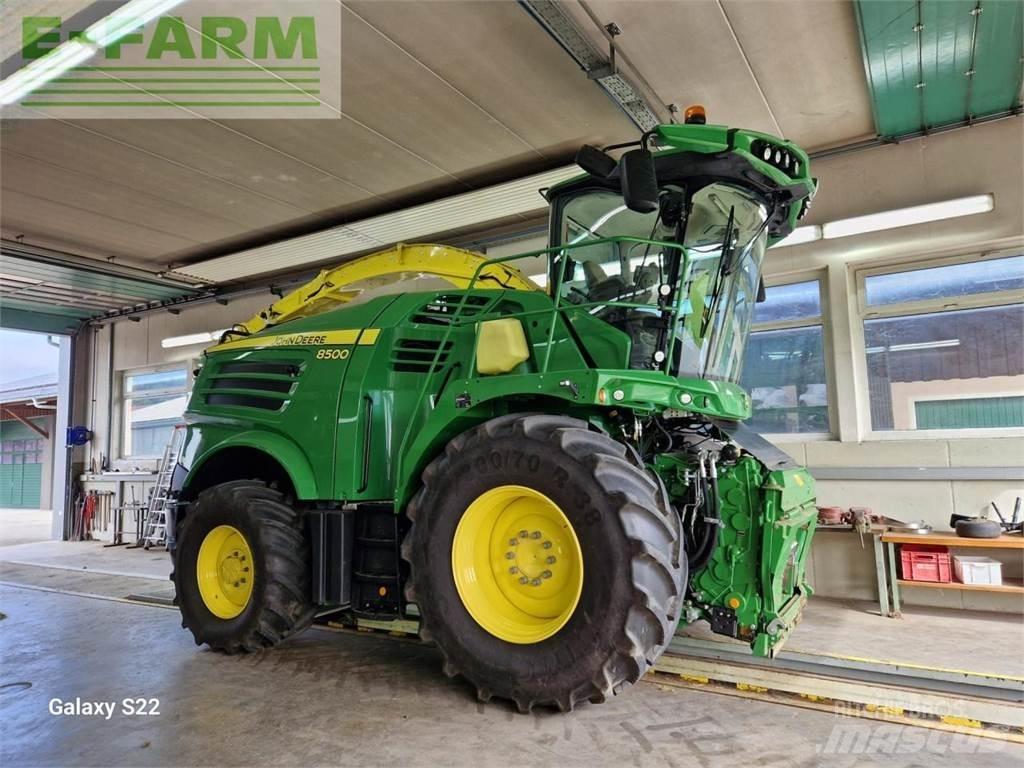 John Deere 8500 Zelfrijdende veldhakselaars