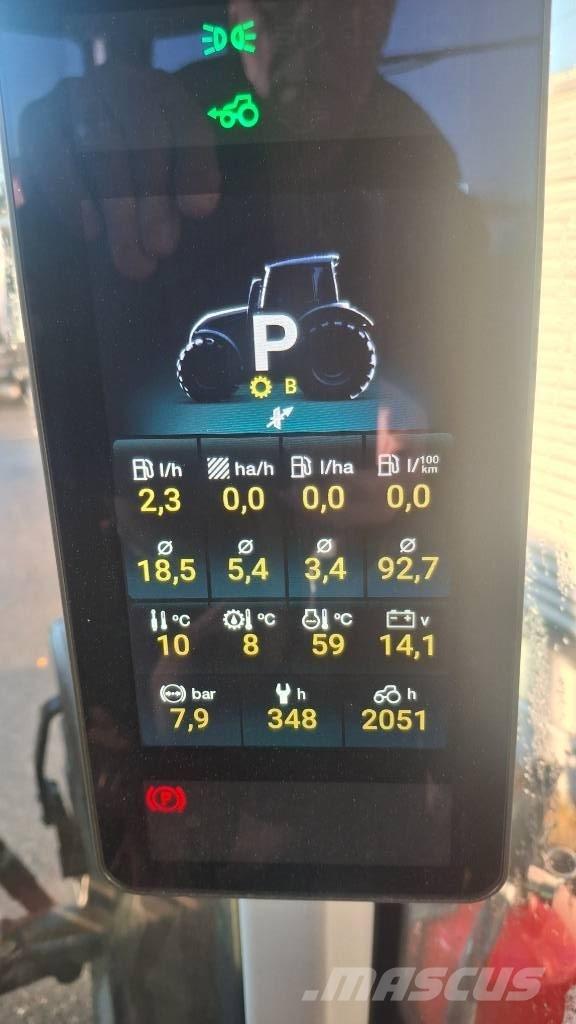 Valtra Q 305 Tractoren