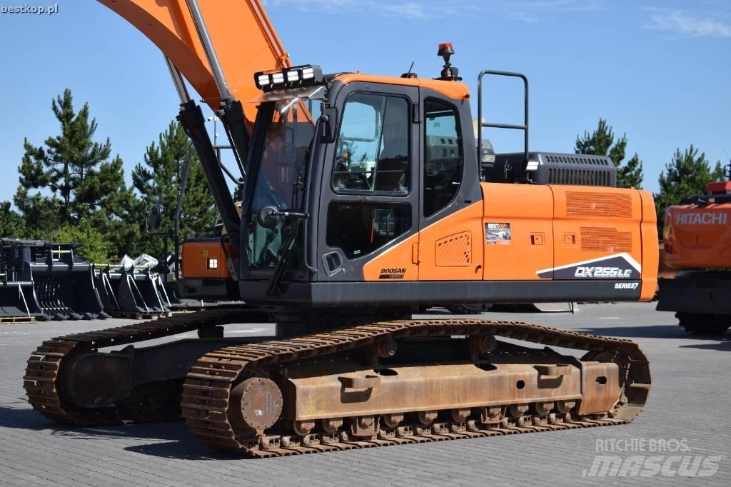 Doosan DX 255 LC-7 Rupsgraafmachines