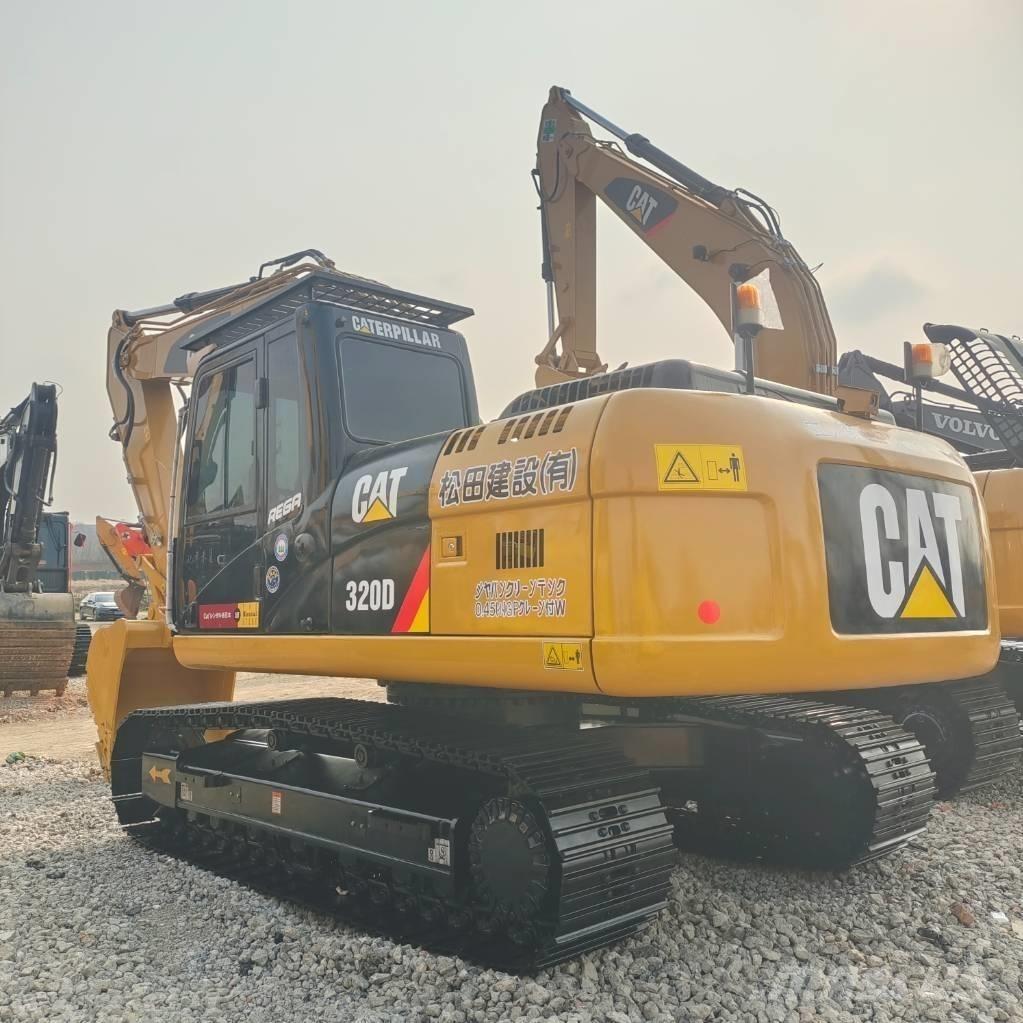 CAT 320 D Rupsgraafmachines